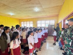Bangun Kedisiplinan dan Mental Belajar, Satgas Yonif 144/JY Laksanakan Wasbang Merah Putih