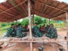 Satgas Yonif 144/JY Ajak Anak-Anak Perbatasan Belajar di Pondok Sederhana