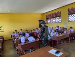 Tumbuhkan Semangat Belajar, Prajurit Satgas Yonif 144/JY Berikan Pembelajaran di SD Inpres Muting IV Merauke
