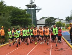 Personel Korem 044/Gapo Laksanakan Tes Kesegaran Jasmani Periode II Tahun 2025