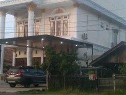 Diduga Gunakan Dana Desa, Rumah Kades Gajahmati Jadi Sorotan