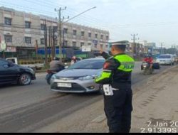 Satlantas Polres Banyuasin Kerahkan 18 Personel di Titik Rawan, Arus Lalu Lintas Aman dan Terkendali