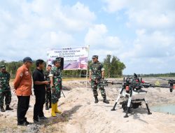 Tanam Padi Bersama Petani, Danrem 044/Gapo Perkuat Sinergi Ketahanan Pangan