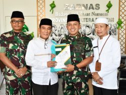 Danrem 044/Gapo Serahkan Zakat Fitrah ke Baznas Provinsi Sumatera Selatan
