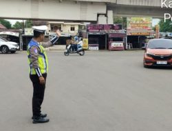 Siaga Akhir Pekan, Sat Lantas Polres Banyuasin Intensifkan “Strong Poin” Antisipasi Kendaraan macet dan Lakalantas
