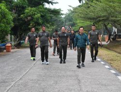 Semangat “Mens Sana in Corpore Sano”, Danrem 044/Gapo Ikuti Olahraga Bersama