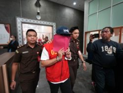 Mantan Pimpinan Bank Sumsel Babel Cabang Martapura Ditahan dalam Kasus Dugaan Korupsi KUR Rp3,9 Miliar